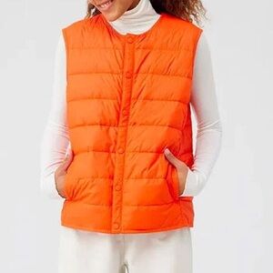 NWT Outdoor Voices SoftShield Vest size medium